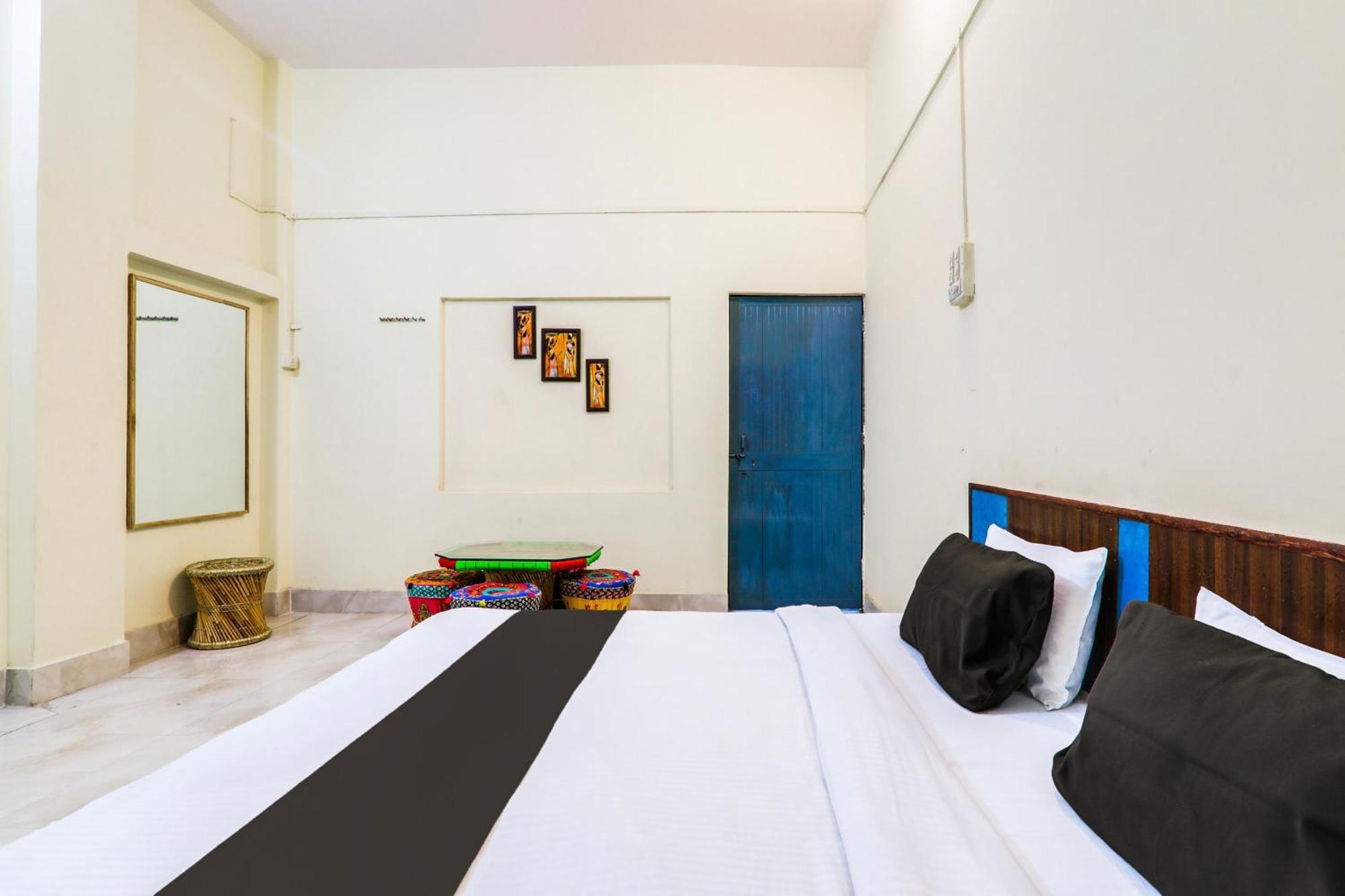 Hotel O Shree Hotel Mriduni Váránaszi Kültér fotó