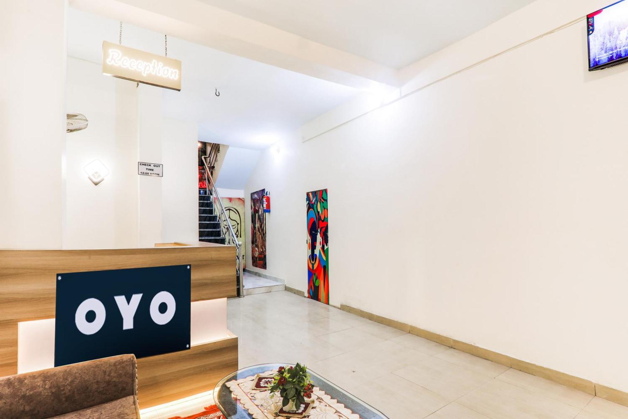 Hotel O Shree Hotel Mriduni Váránaszi Kültér fotó